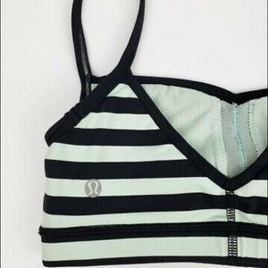 Lululemon Pirouette Mint Green Black Bra NWOT